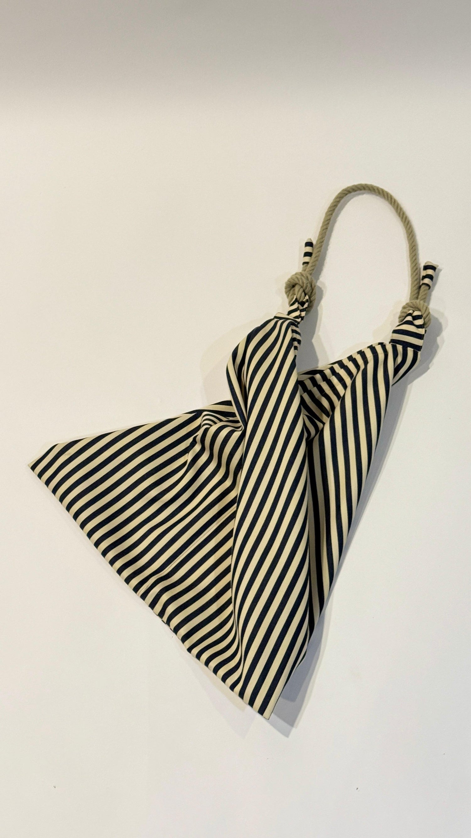 FUNDA PUFF FARO